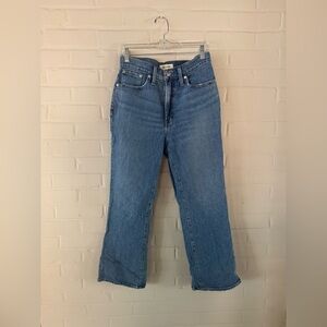 Madewell Perfect Vintage Flare Crop Jeans in Earlwood Wash
